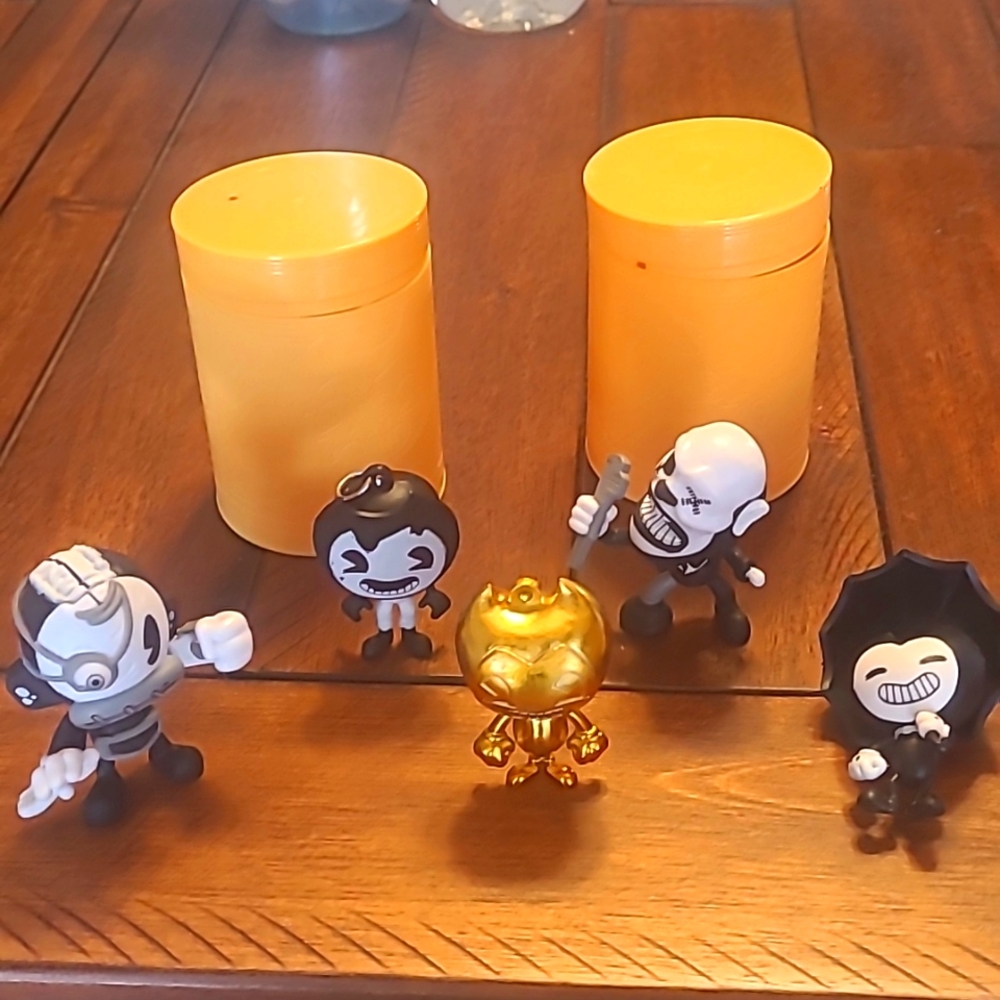 6 Bendy and the Ink Machine Figurines